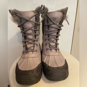 Ugg Adirondack III Women’s Boots Grey Sz 6